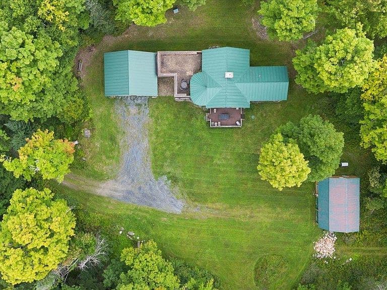 1641 West Hill Road photo 4