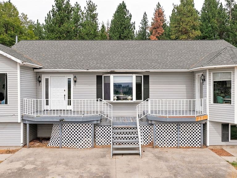 382 Sweathouse Creek Rd photo 2