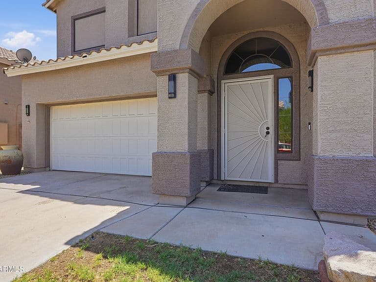1425 S LINDSAY Road #16 photo 3