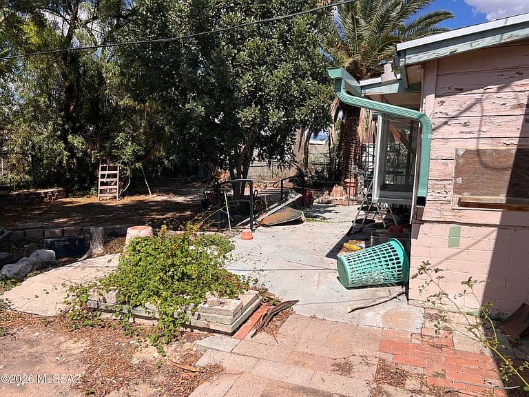618 W Calle Castile photo 3