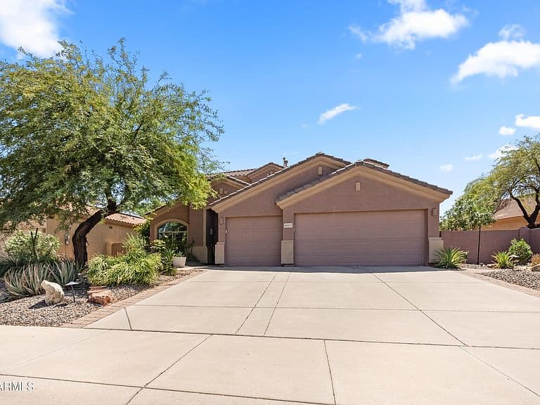 18333 W ESTES Way photo 1