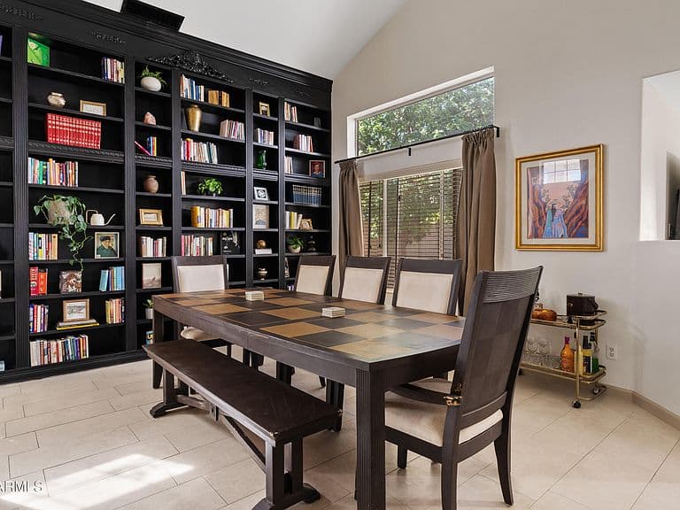 13523 W DESERT FLOWER Drive photo 4
