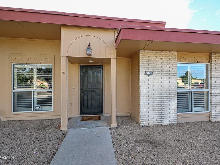13240 N CEDAR Drive photo 1
