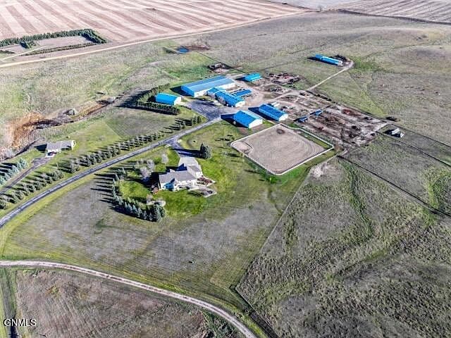 9861 Highway 1804 N photo 1