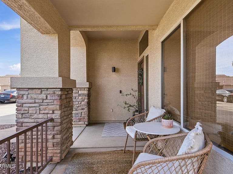 5633 E Grove Cir photo 3