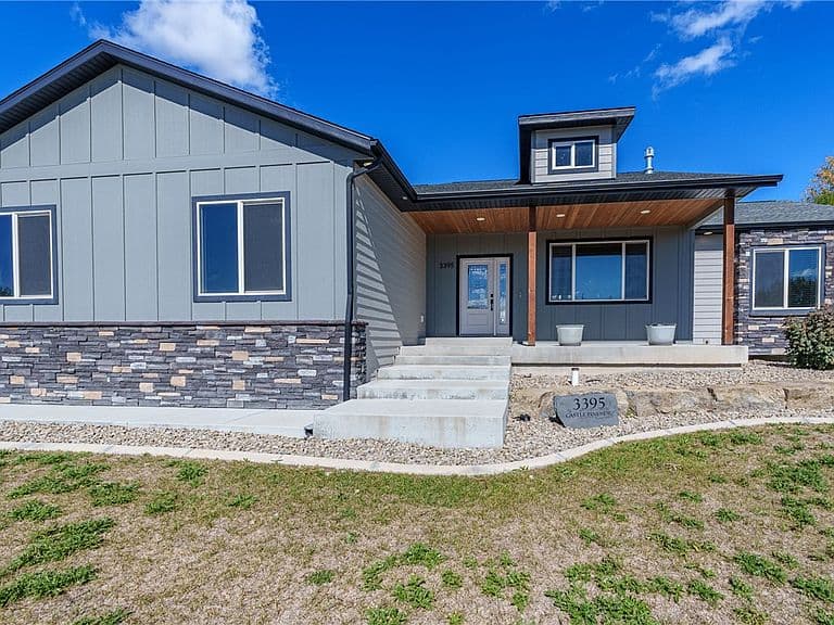3395 Castle Pines Dr photo 3