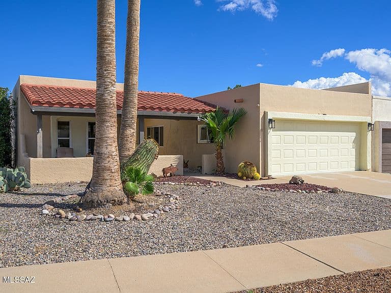 223 E Paseo De Golf photo 1