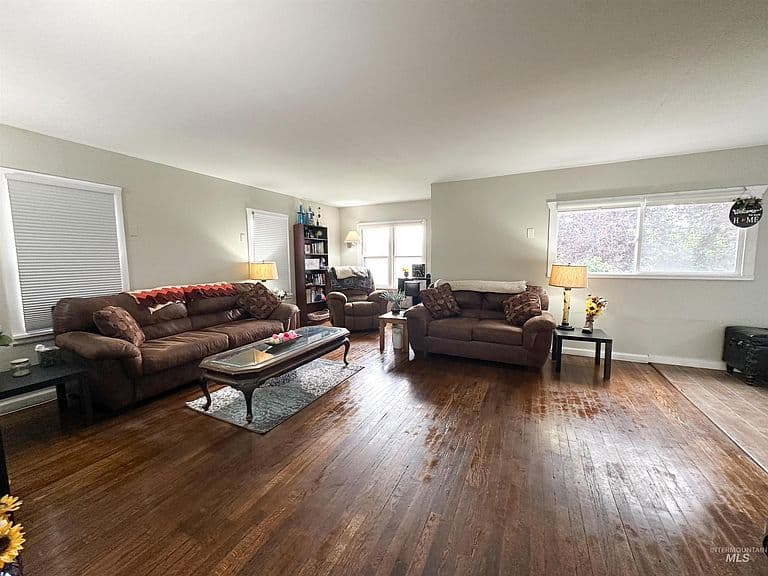 507 Wendell St photo 5