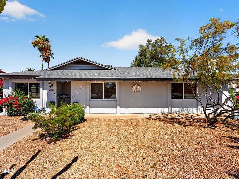 17801 N 43RD Way photo 3