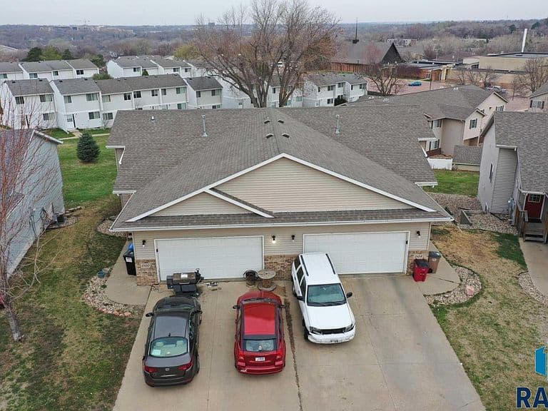 3100 E Bragstad Dr photo 1