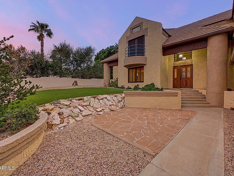 12808 S 38TH Street photo 4