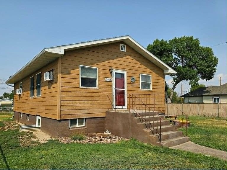 2611 Mizpah St photo 1