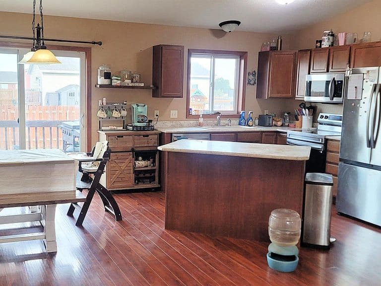 108 Maxwell Dr photo 2