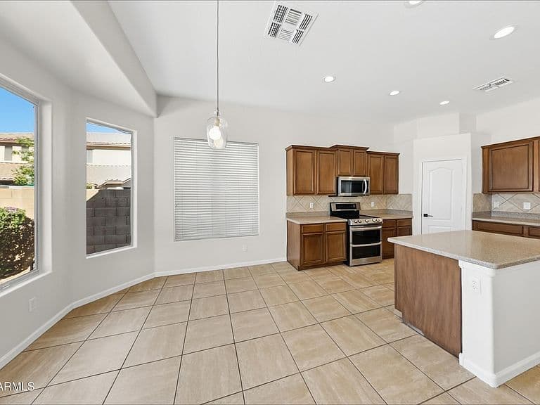 7229 W AVENIDA DEL REY -- photo 4