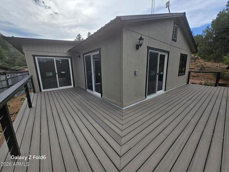 234 W KINGS Drive photo 2