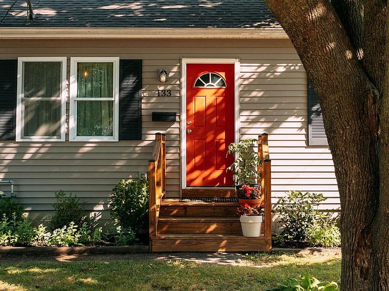 133 Woodbury Road photo 2