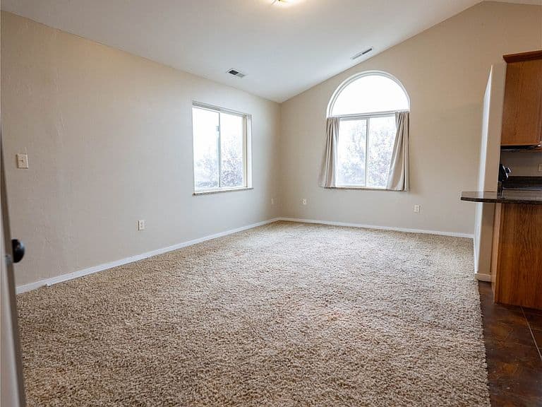 534 Dreben Way photo 5