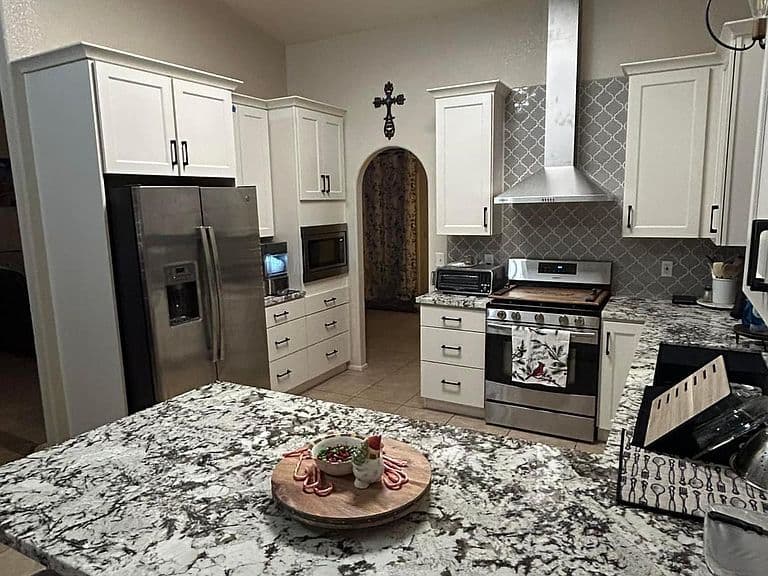 8064 S High Canyon Dr photo 3