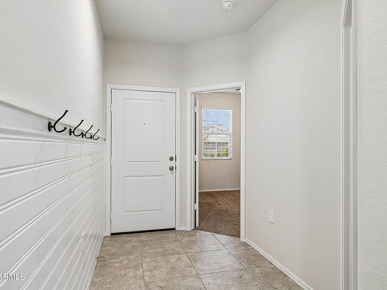 24421 W HACIENDA Avenue photo 2