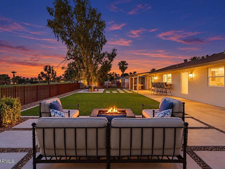 714 S REVOLTA Circle photo 4