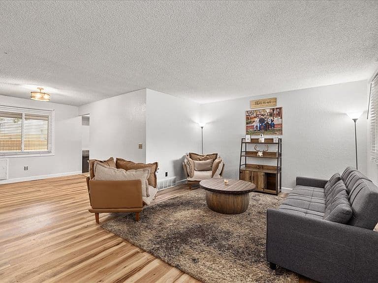 1286 Babcock Blvd photo 4