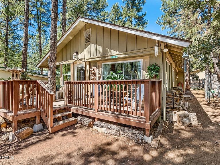 1050 E Caribou Road photo 3