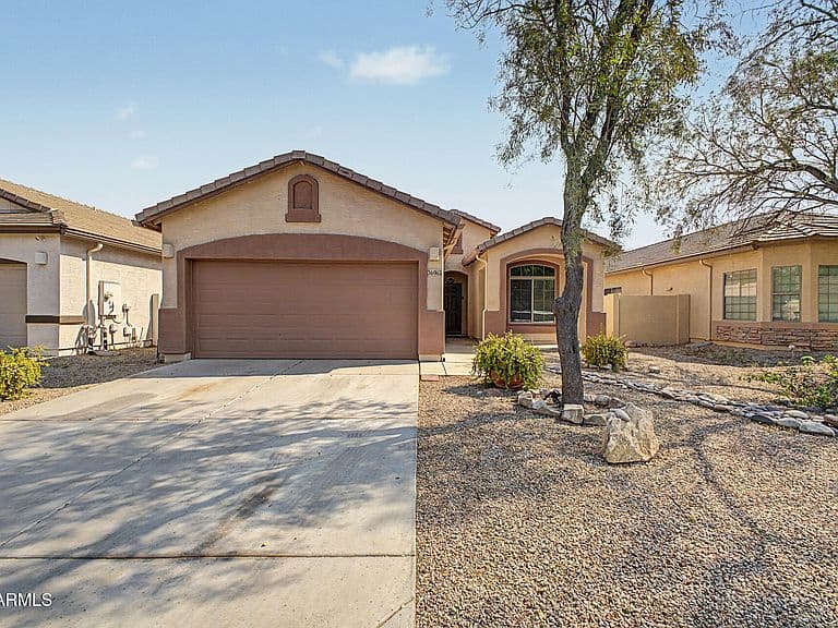 36963 W MONDRAGONE Lane photo 1