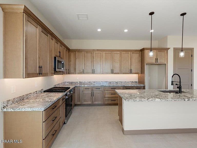 97 S Brenna Dr photo 3