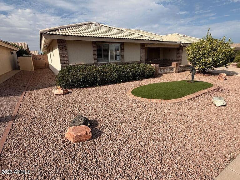 7941 E NAVARRO Avenue photo 2