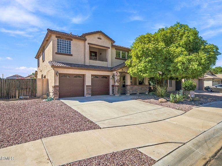 15101 W LILAC Street photo 2