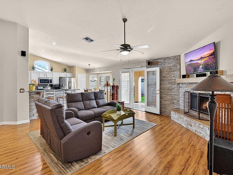 2297 E Cathy Ct photo 3