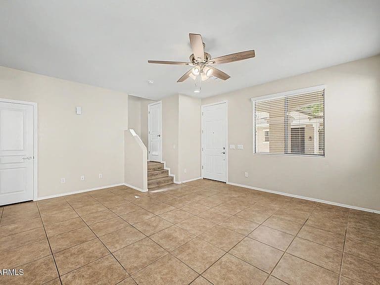 108 E PALOMINO Drive photo 5