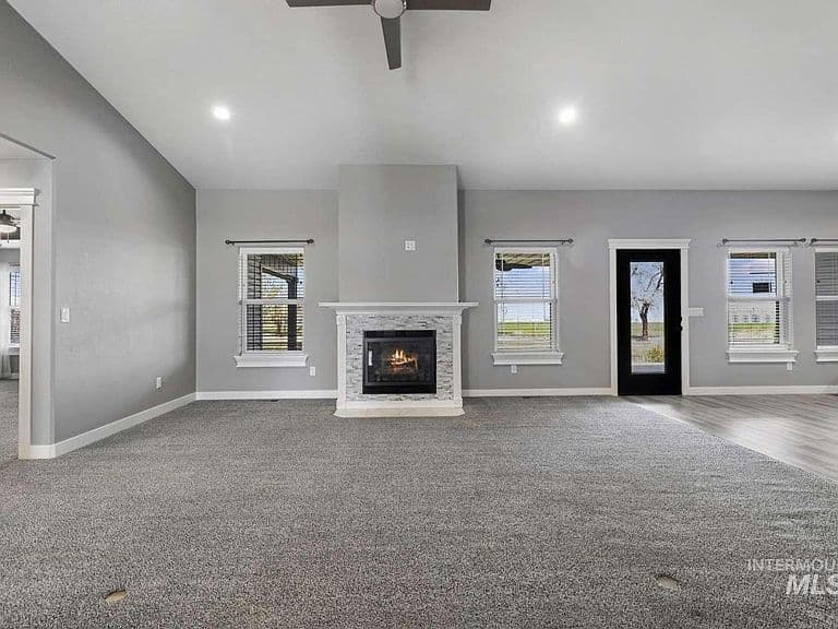3847 N Glasswing Dr photo 4