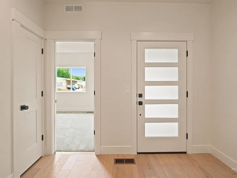 3683 S Kingsland Way photo 3