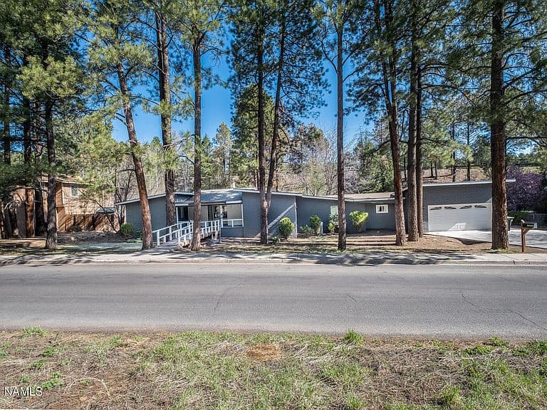 1394 W University Heights Dr N photo 1