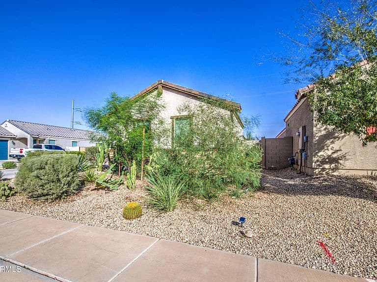 238 S SAN FERNANDO Lane photo 5