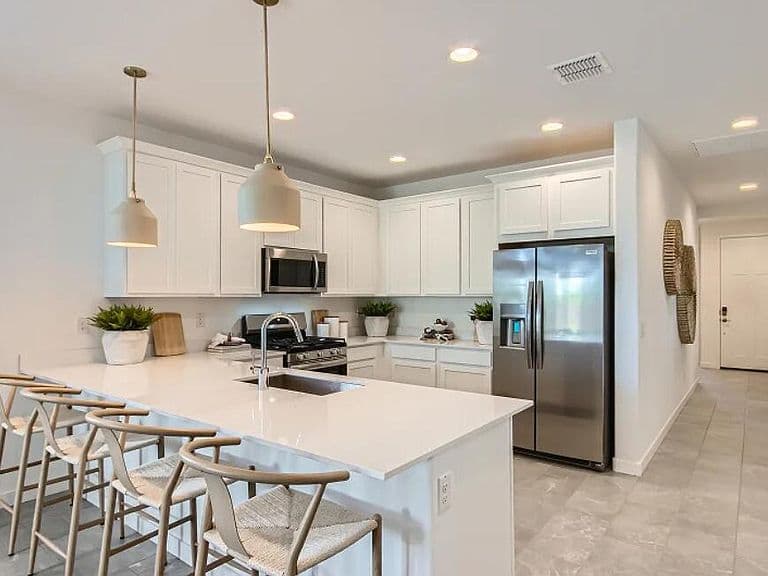 3363 E PIAZZA Drive photo 3
