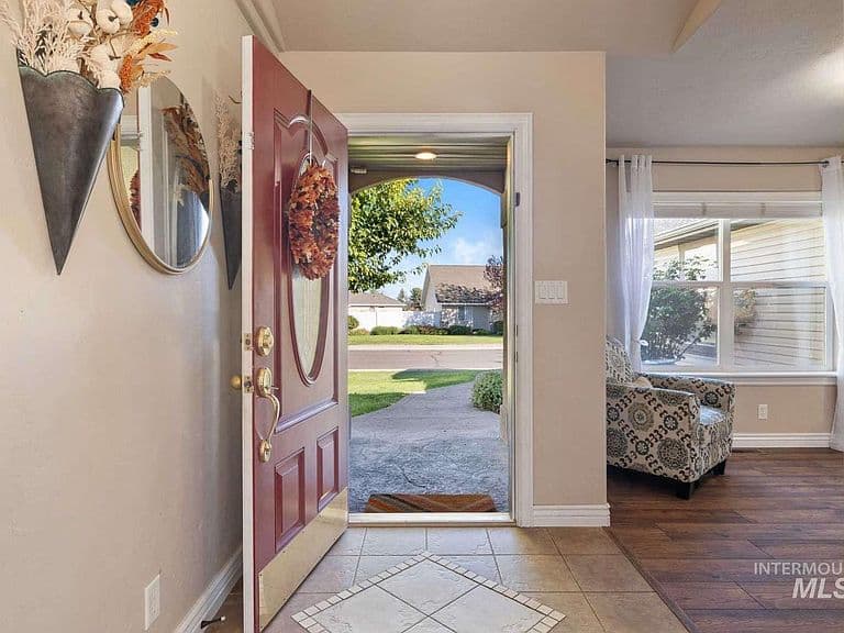 2662 Joshua Way photo 4