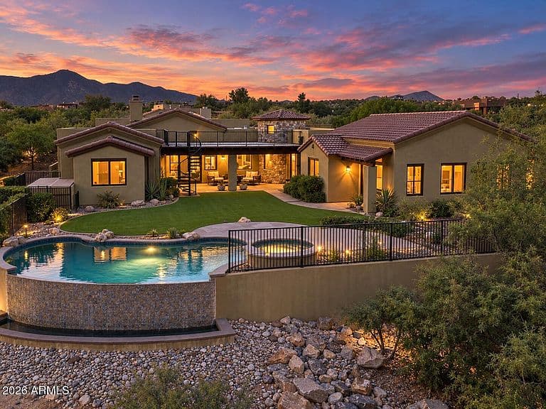 39024 N BOULDER VIEW Drive photo 2