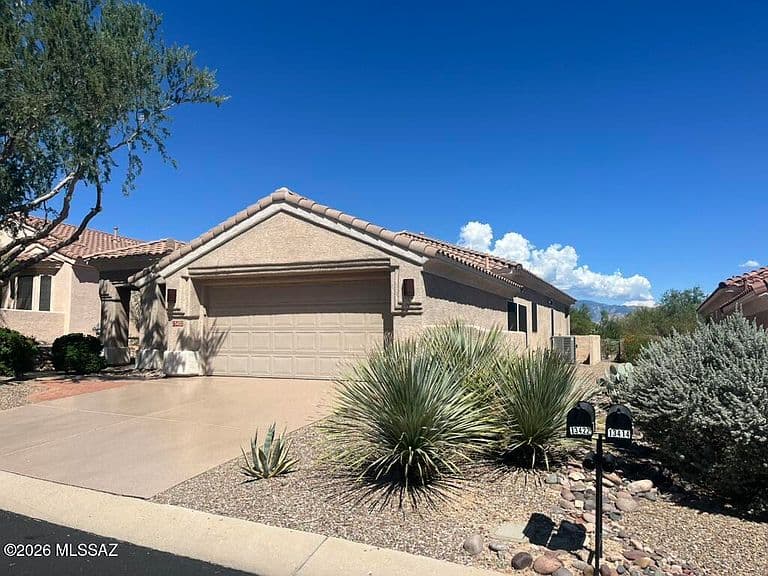 13422 N Sunset Mesa Dr photo 2