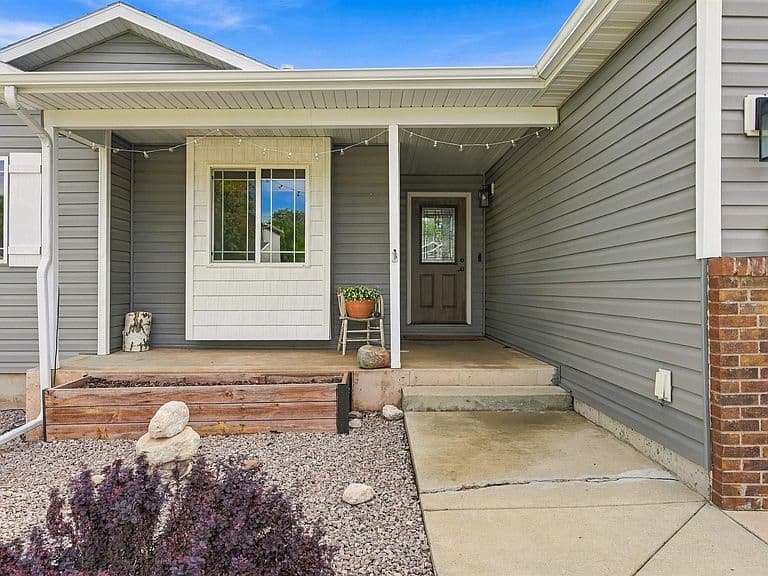 14828 Telluride St photo 2