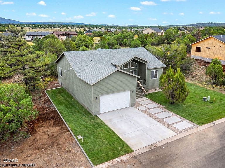 821 S Ridgeline Dr photo 1