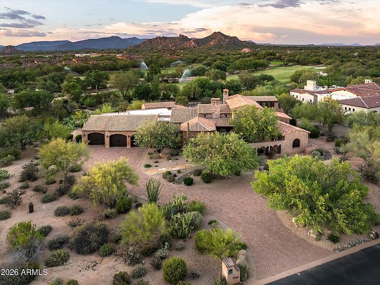 7326 E SONORAN Trail photo 1