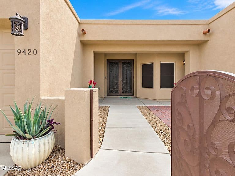 9420 E Woolly Butterfly Ct photo 5