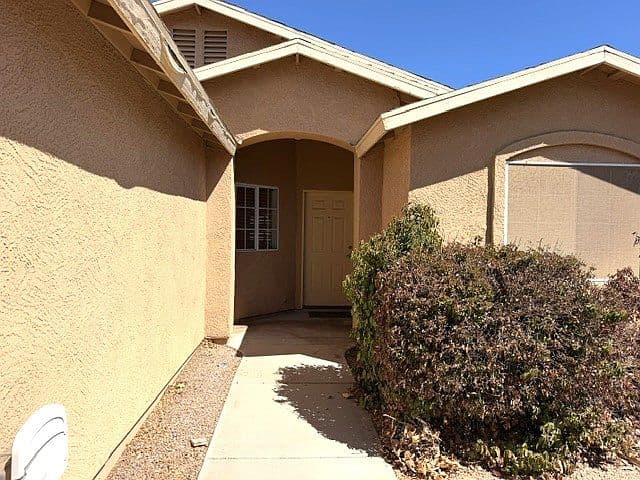 2760 N Prescott Street photo 4
