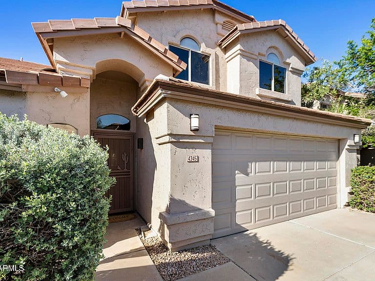 4345 E ABRAHAM Lane photo 5