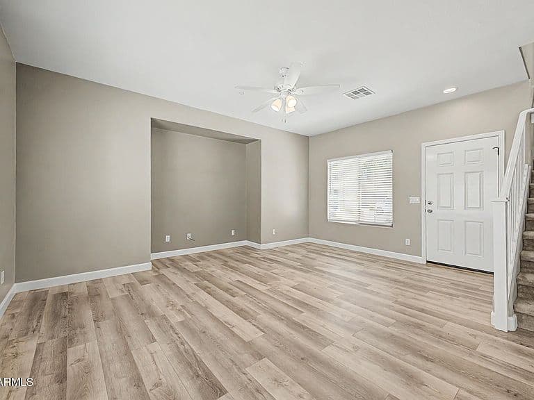 1498 E HOPKINS Road photo 3