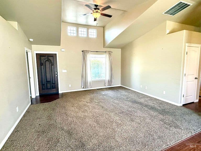 2619 Yukon Trl photo 2