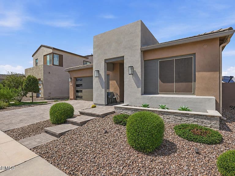4142 E COCONINO Place photo 2