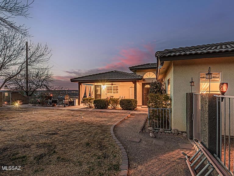 15850 N Razorback Ridge Trl photo 5